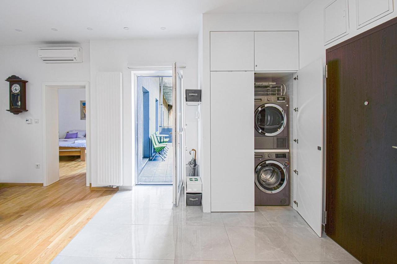 Apartment F9 And New F9 Zagreb
