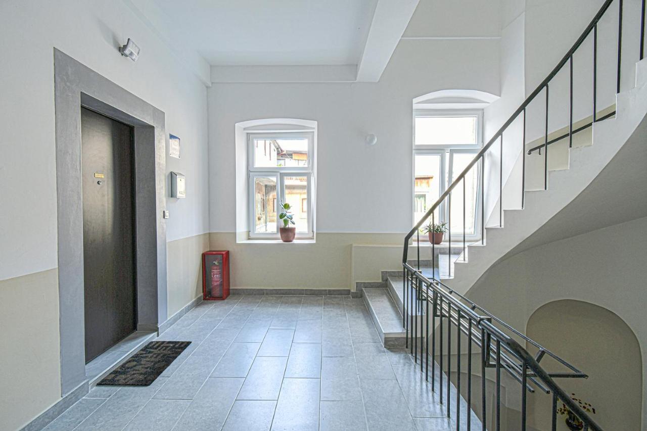 F9 And New F9 * Zagreb