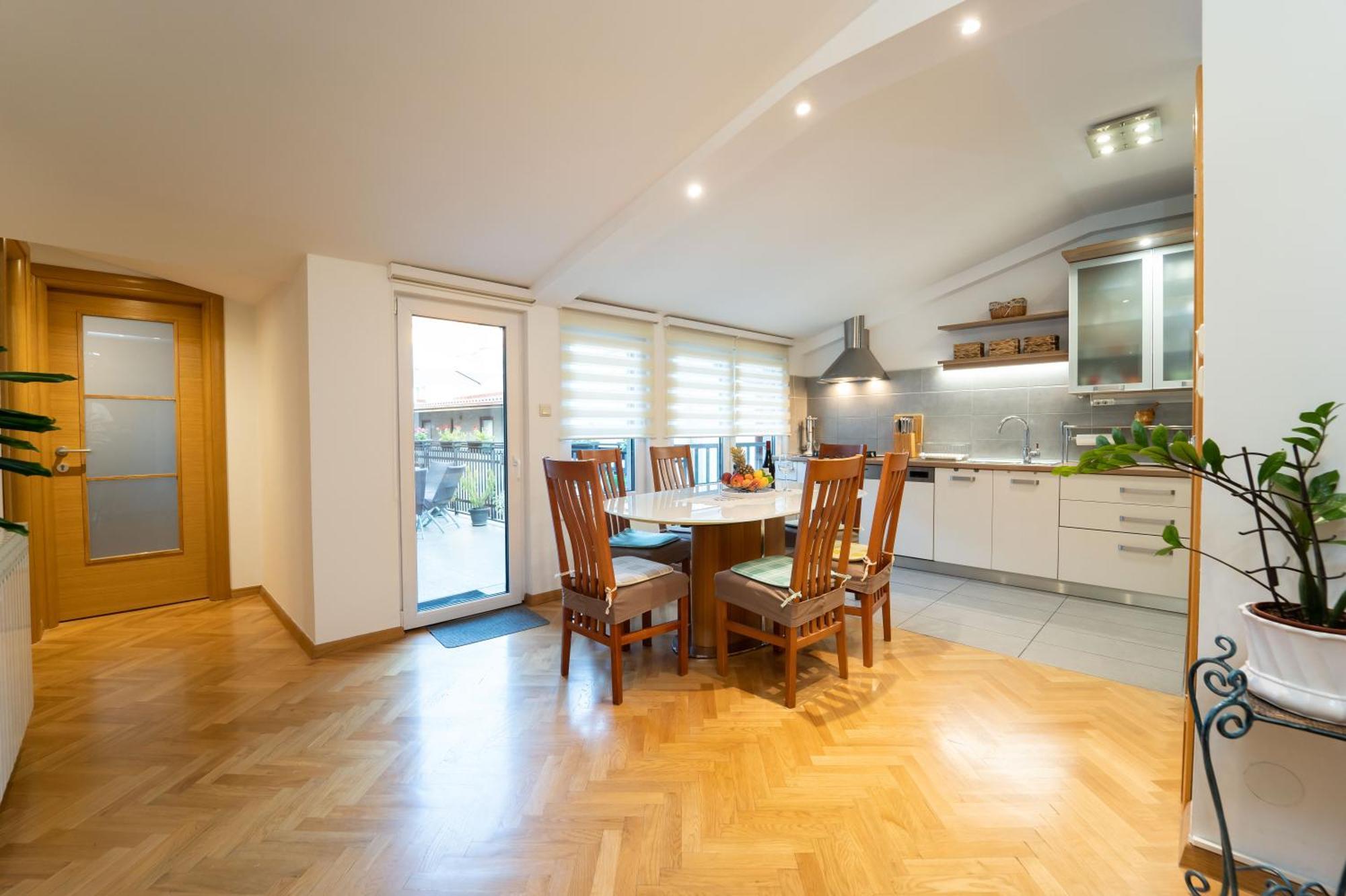 Apartment F9 And New F9 Zagreb