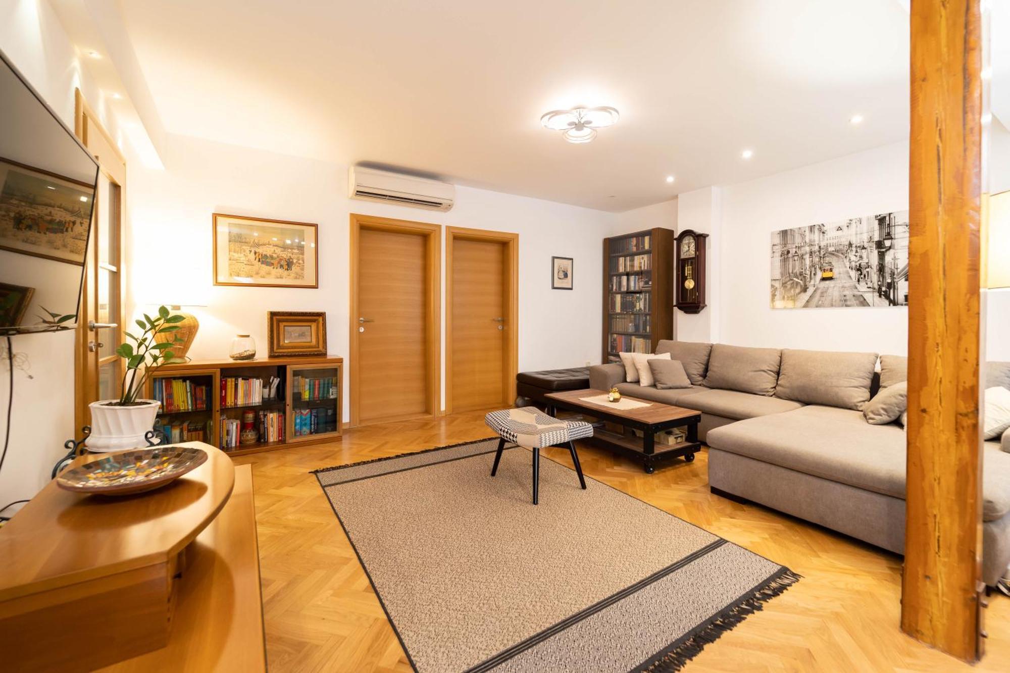 F9 And New F9 Apartment *